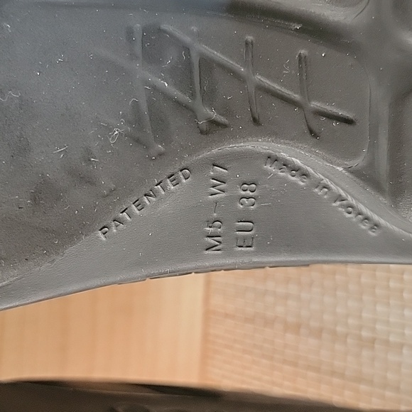 Oofos Original Recovery Flip Flop Sandal Shoes Black sz7 - Picture 4 of 7